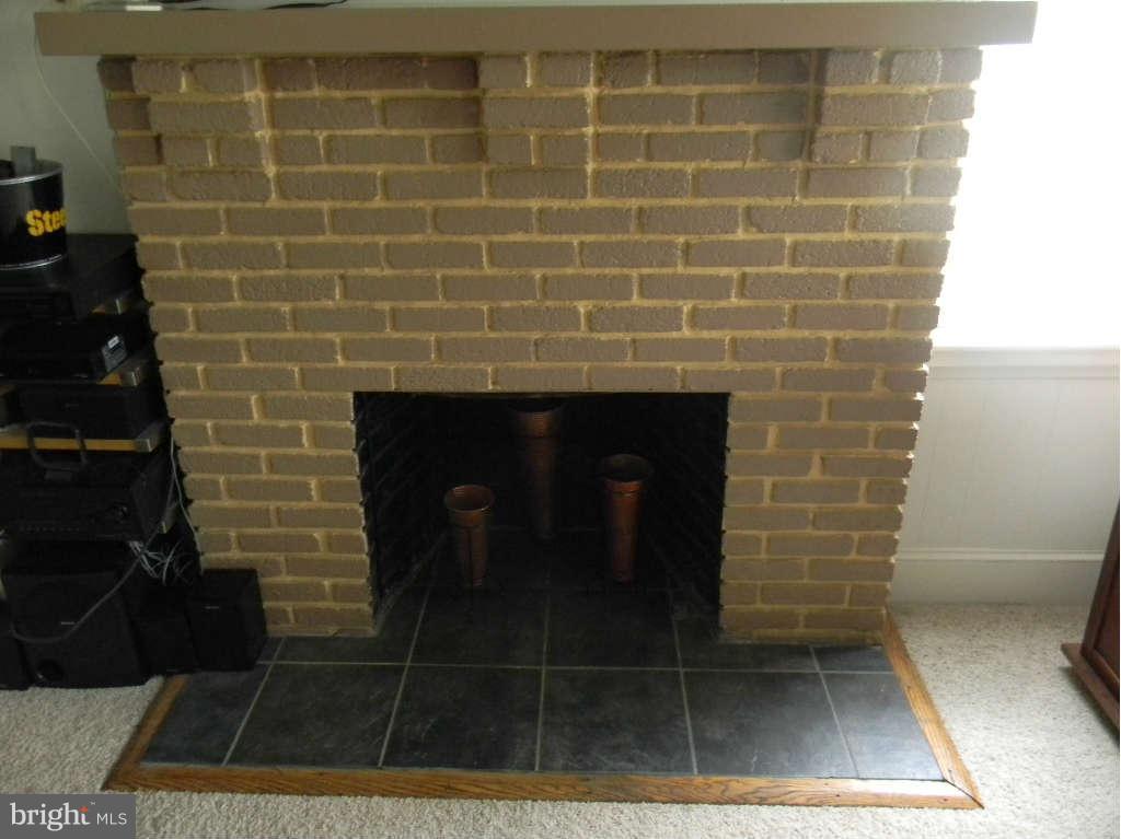 4017 Dorchester Road Baltimore, MD 21207 - Photo 5 of 23 Interior (General)