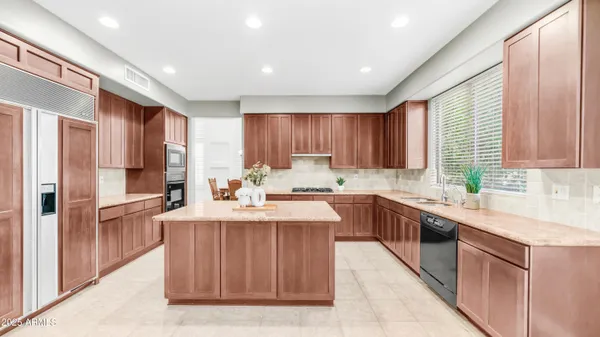 $899,900 | 1951 West Bartlett Court, Chandler, AZ 85248