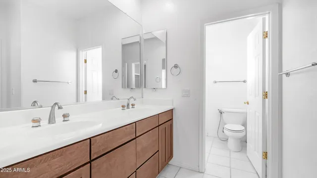 $924,900 | 1951 West Bartlett Court, Chandler, AZ 85248