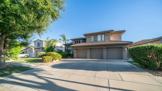 $924,900 | 1951 West Bartlett Court, Chandler, AZ 85248