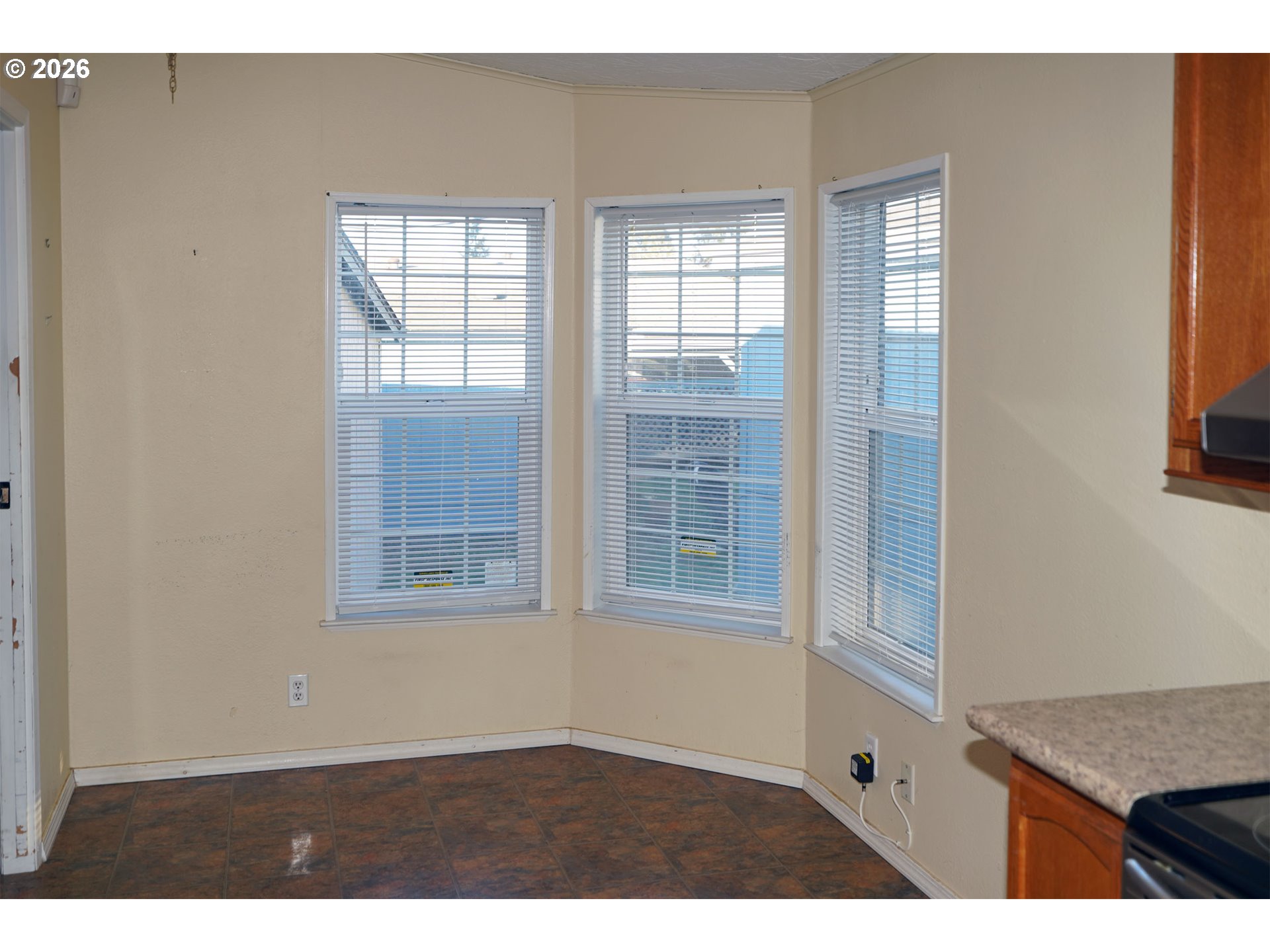 13460 Southeast Raymond Street Portland, OR 97236 - Photo 13 of 19