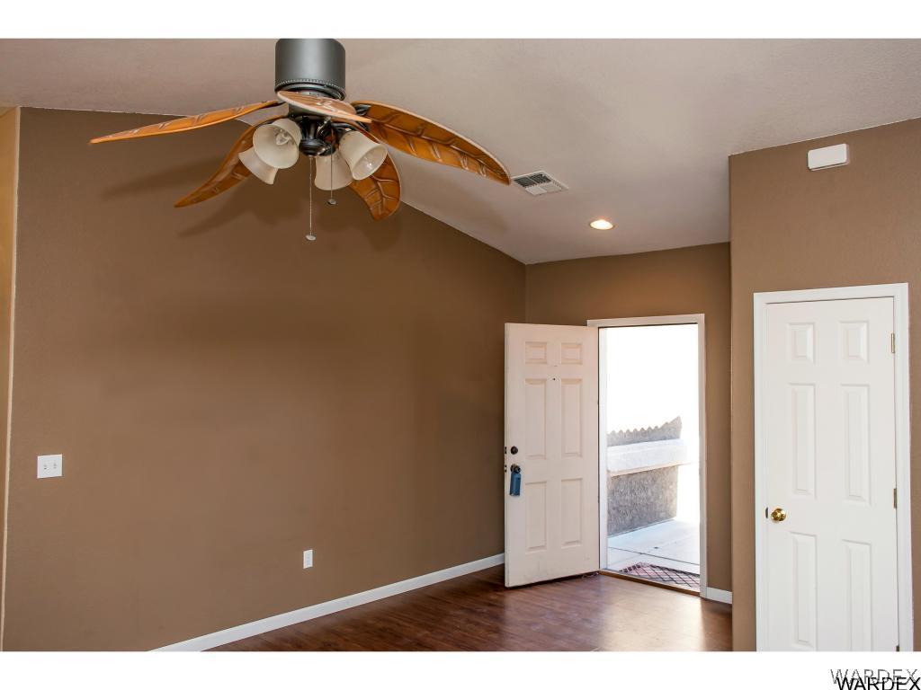 2207 Jamie Road Fort Mohave, AZ 86426 - Photo 10 of 18 Living Room