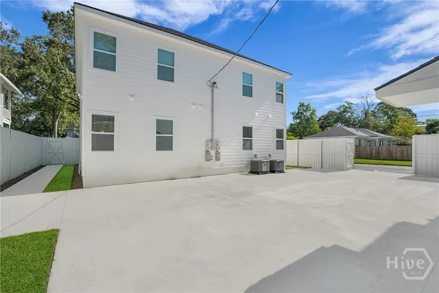 $3,300 | 773 East Duffy Street, Unit A, Savannah, GA 31401