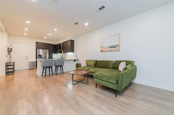 $2,700 | 2240 Nolita, Irvine, CA 92612