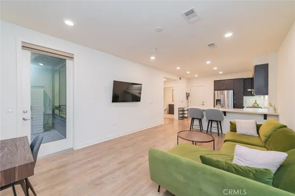 $2,700 | 2240 Nolita, Irvine, CA 92612