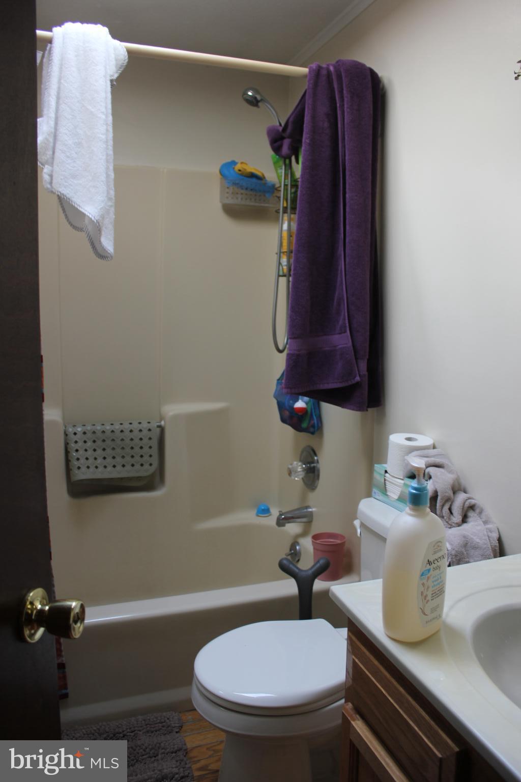 11890 Hilltop Road Lusby, MD 20657 - Photo 10 of 15 Hall bath