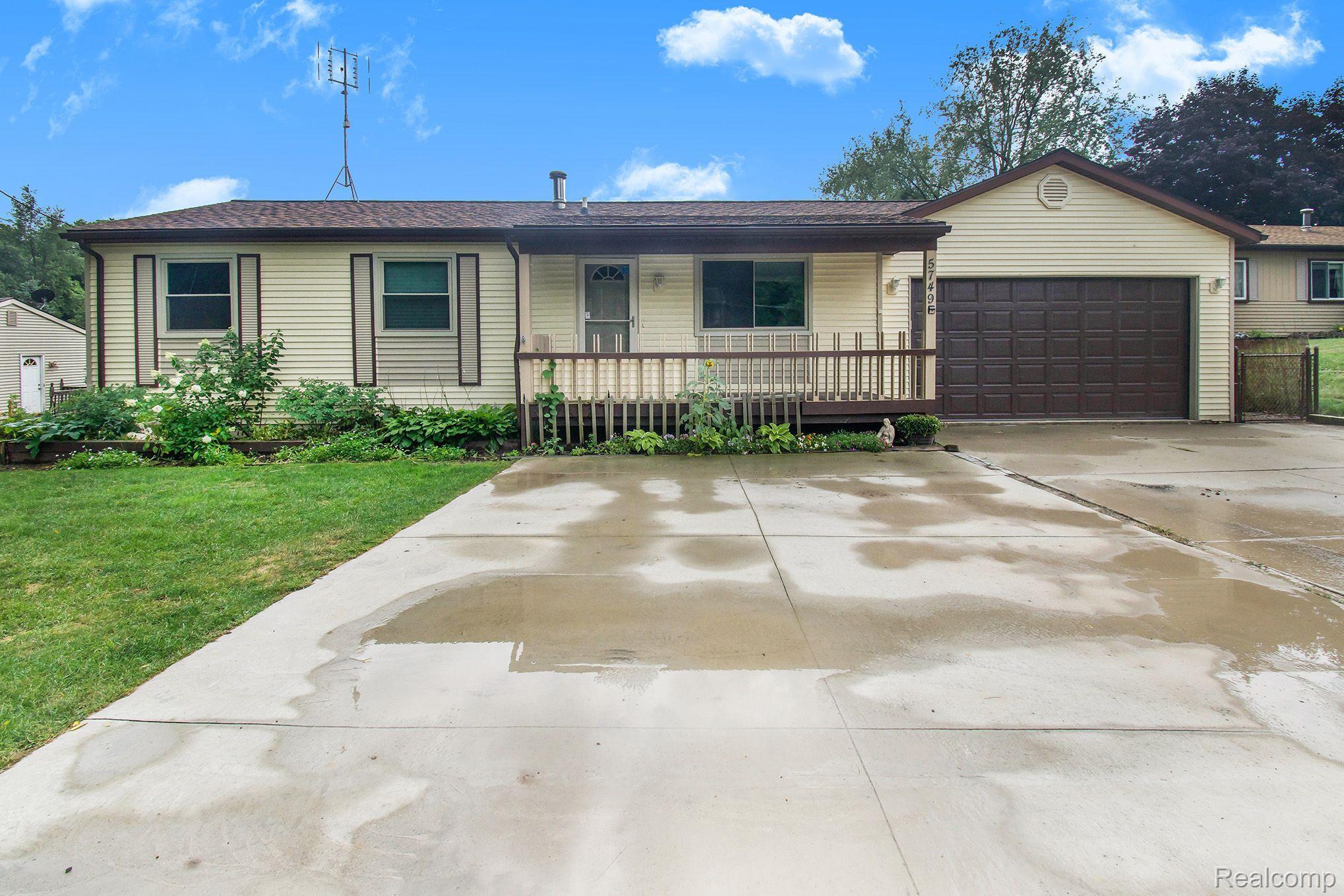 5749 Crandall Road Howell, MI 48855 - Photo 1 of 34 Welcome Home
