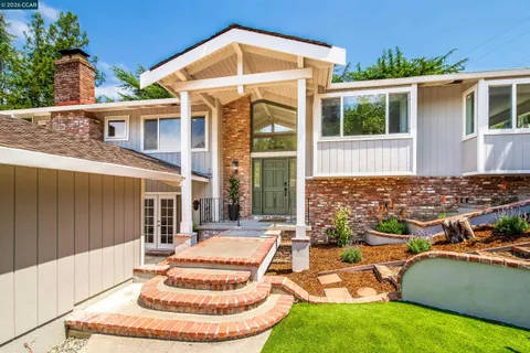 $1,795,000 | 4033 Valente Drive, Lafayette, CA 94549