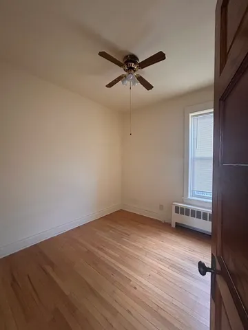 $2,400 | 4258 North Damen Avenue, Unit 1R, Chicago, IL 60618