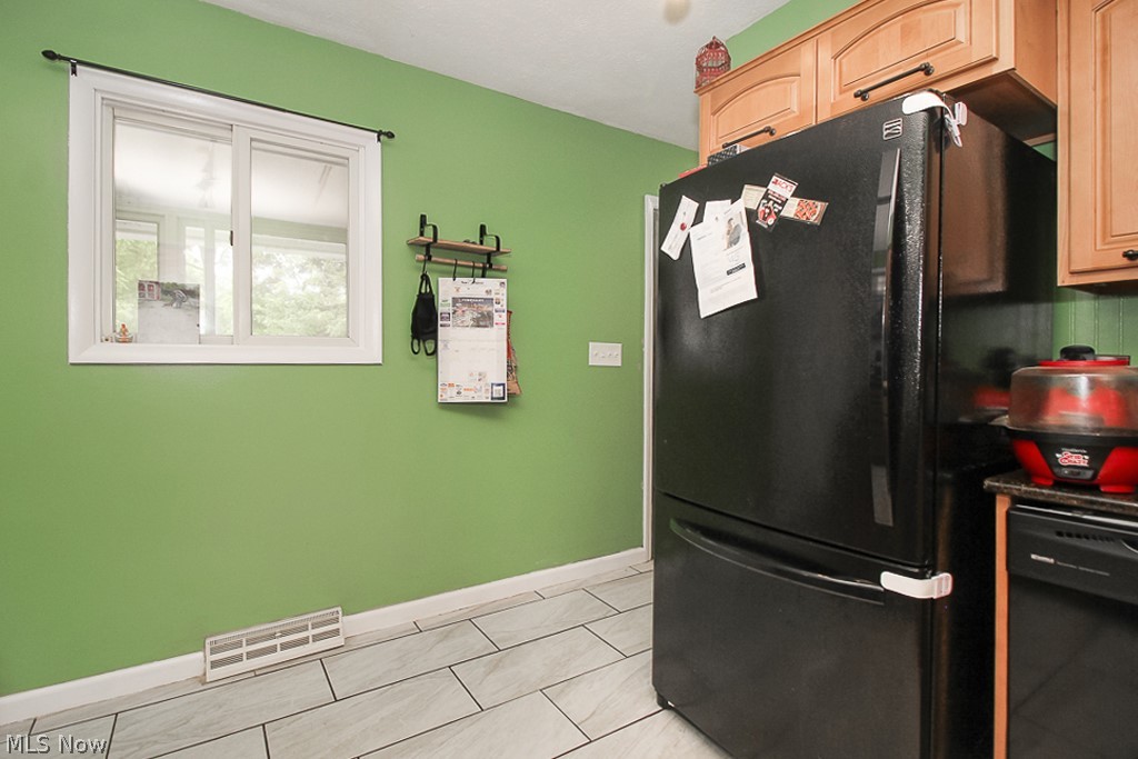 8398 Valley View Road Macedonia, OH 44056 - Photo 6 of 22 Gallery Image 6