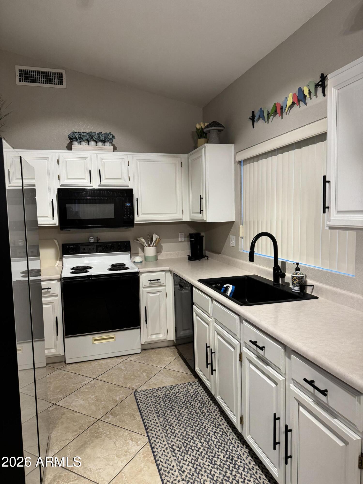 14300 West Bell Road, Unit 414 Surprise, AZ 85374 - Photo 4 of 25 IMG_5420