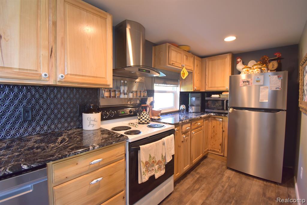 9624 Winston Road Pinckney, MI 48169 - Photo 5 of 17