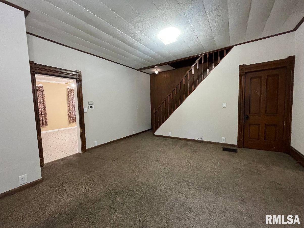 1406 Adams Street Quincy, IL 62301 - Photo 8 of 34 Gallery Image 8