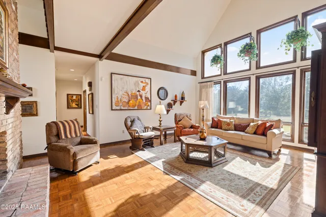 $450,000 | 5308 Shoreline Drive, New Iberia, LA 70563