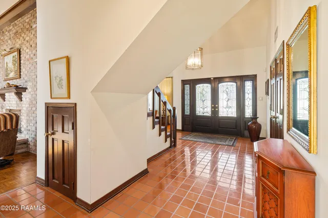 $450,000 | 5308 Shoreline Drive, New Iberia, LA 70563