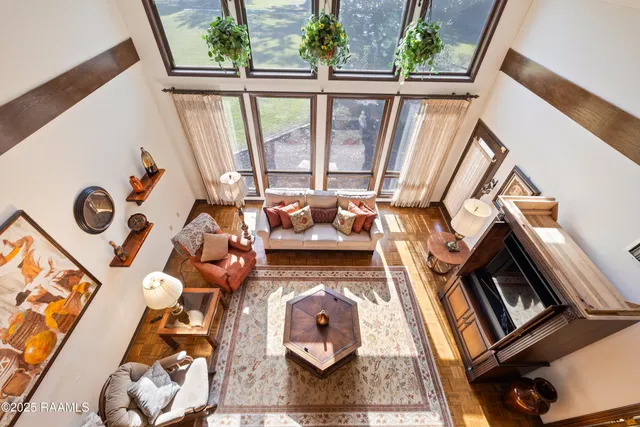 $450,000 | 5308 Shoreline Drive, New Iberia, LA 70563