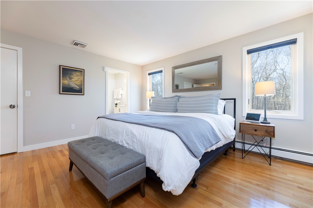 44 Jiley Hill Drive Tiverton, RI 02878 - Photo 13 of 33