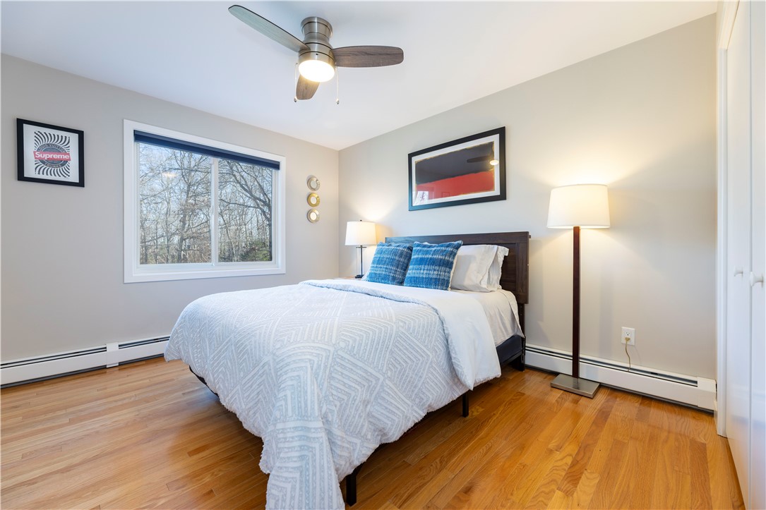 44 Jiley Hill Drive Tiverton, RI 02878 - Photo 17 of 33