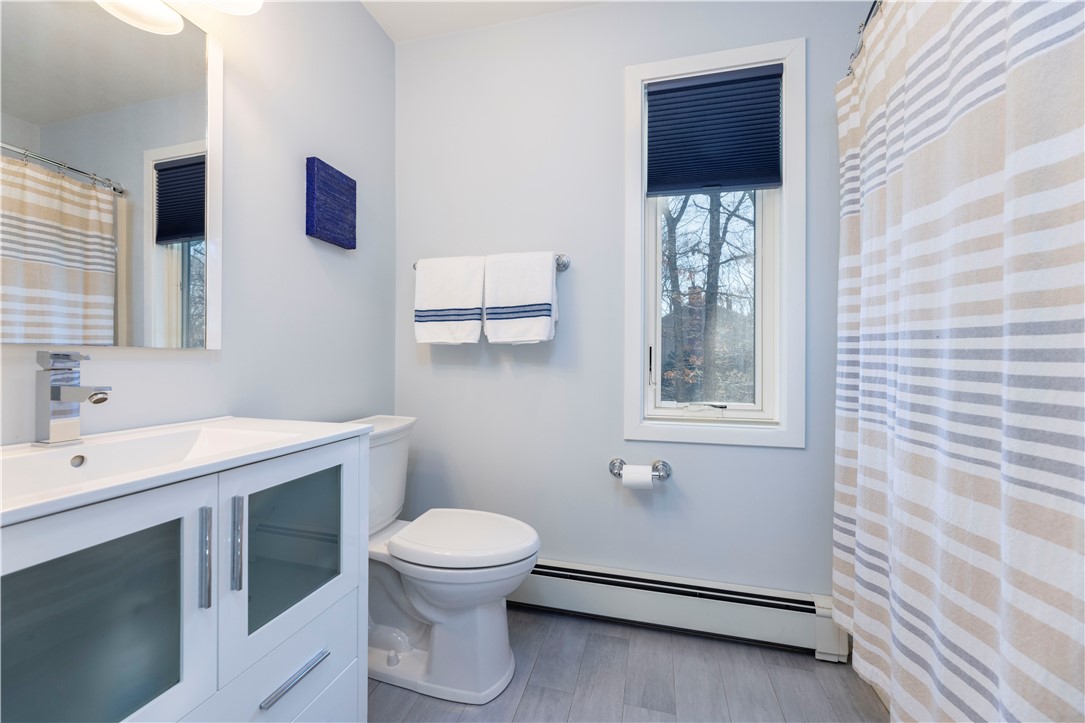 44 Jiley Hill Drive Tiverton, RI 02878 - Photo 19 of 33