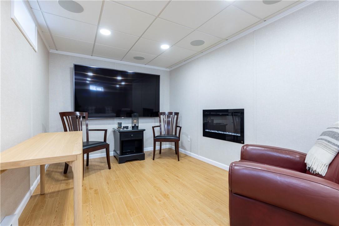 44 Jiley Hill Drive Tiverton, RI 02878 - Photo 23 of 33