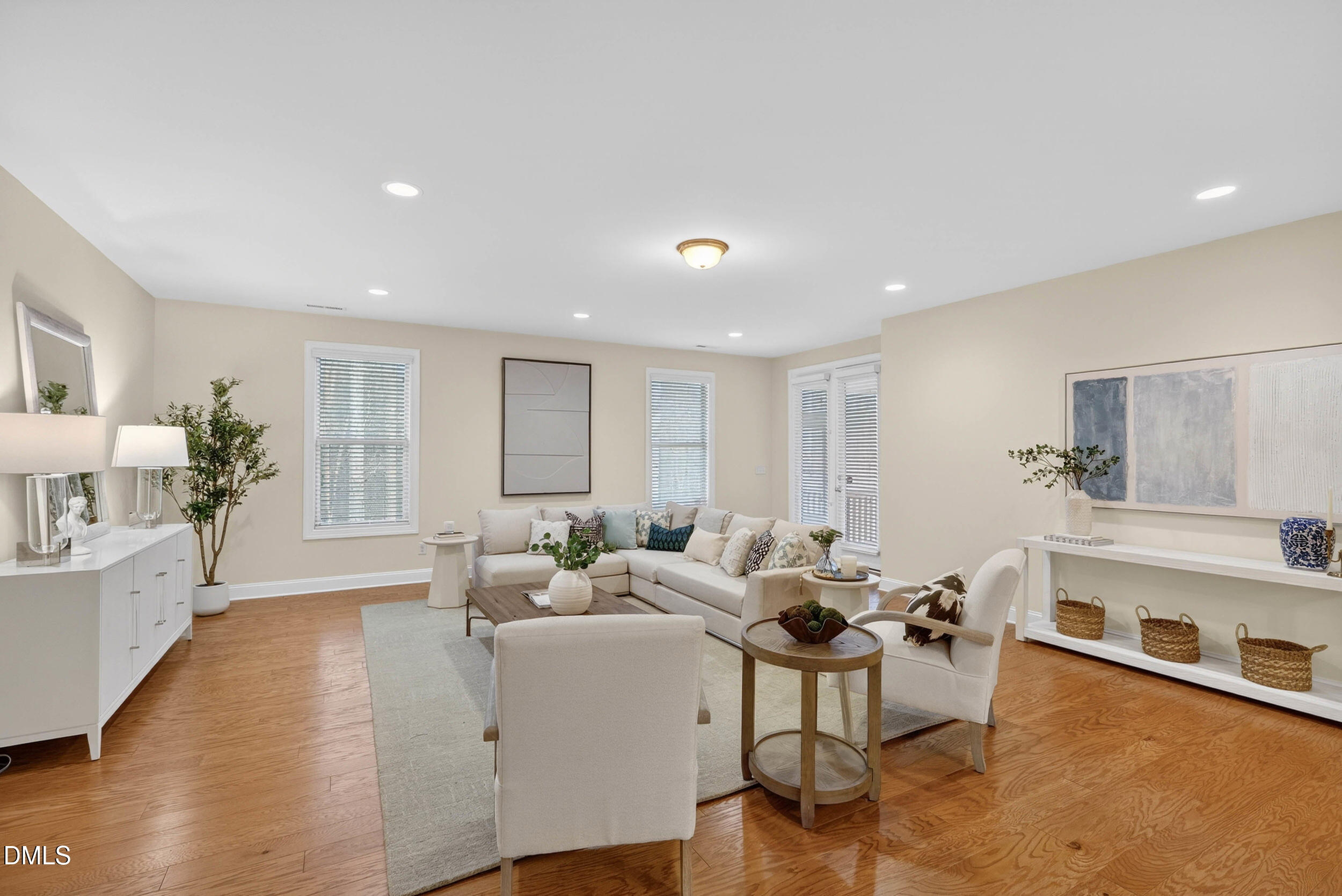 5428 Overdale Lane Raleigh, NC 27603 - Photo 14 of 30 15_nexa_20260224_00365