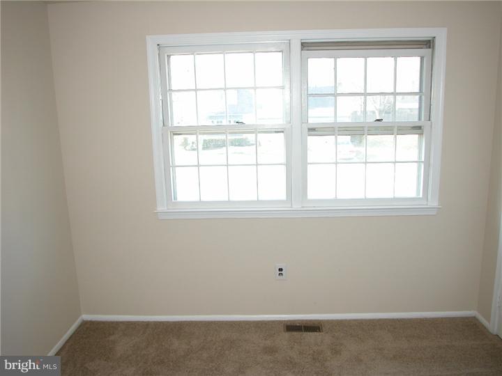 115 Coopers Kill Road Delran, NJ 08075 - Photo 12 of 22 Bedroom 2