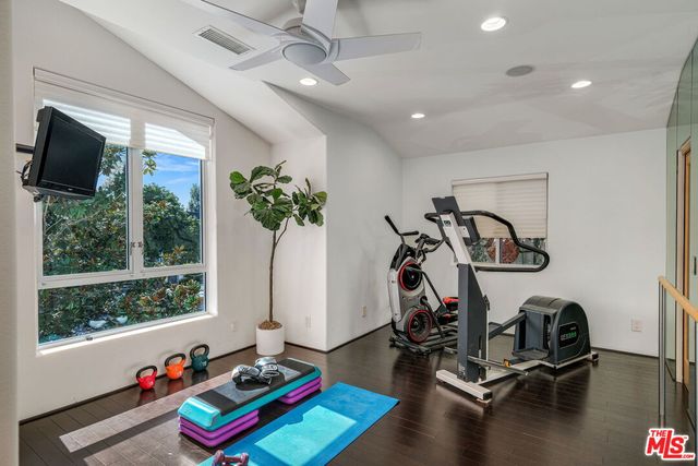 $5,100,000 | 943 24th Street, Santa Monica, CA 90403