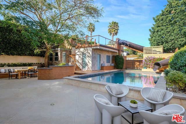 $5,100,000 | 943 24th Street, Santa Monica, CA 90403