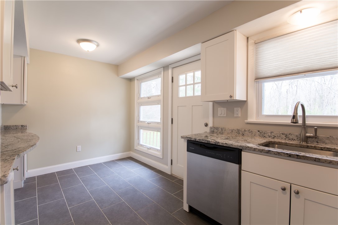 308 Souza Road Tiverton, RI 02878 - Photo 24 of 50 Gallery Image 24