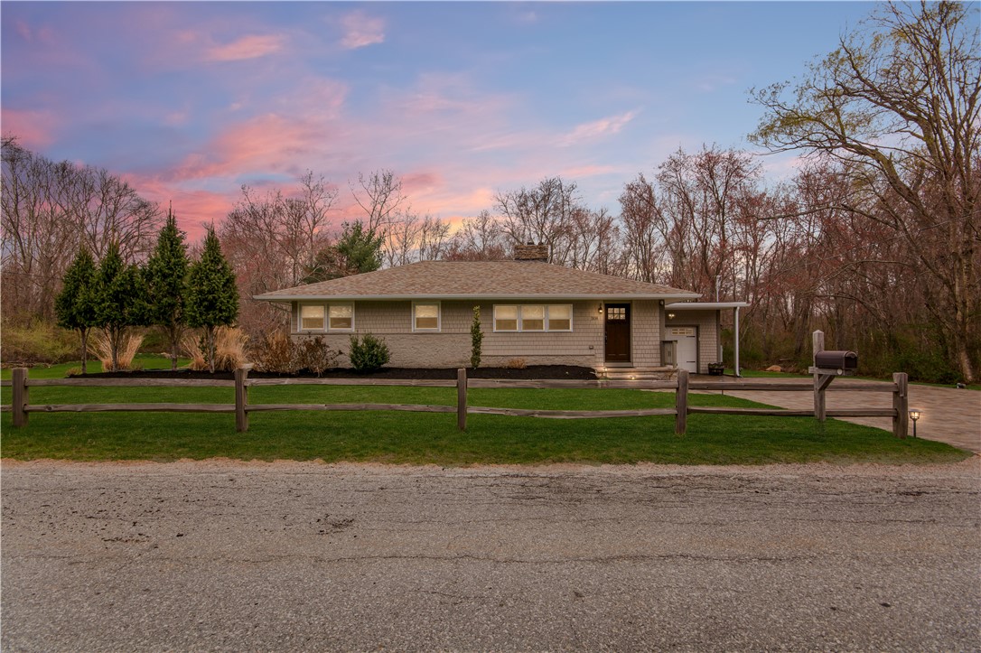 308 Souza Road Tiverton, RI 02878 - Photo 3 of 50 Gallery Image 3