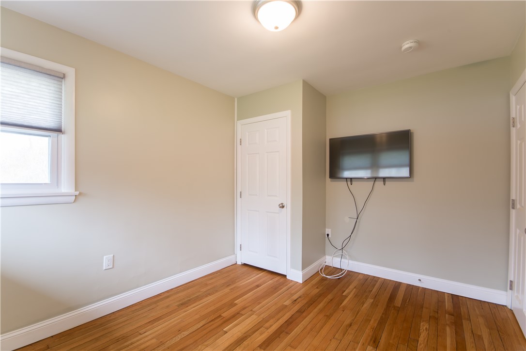 308 Souza Road Tiverton, RI 02878 - Photo 35 of 50 Gallery Image 35