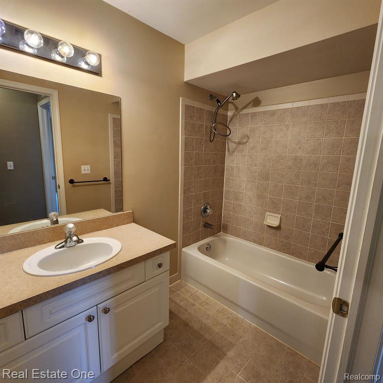 5364 Brookemonte Circle, Unit 1 Rochester, MI 48306 - Photo 23 of 26