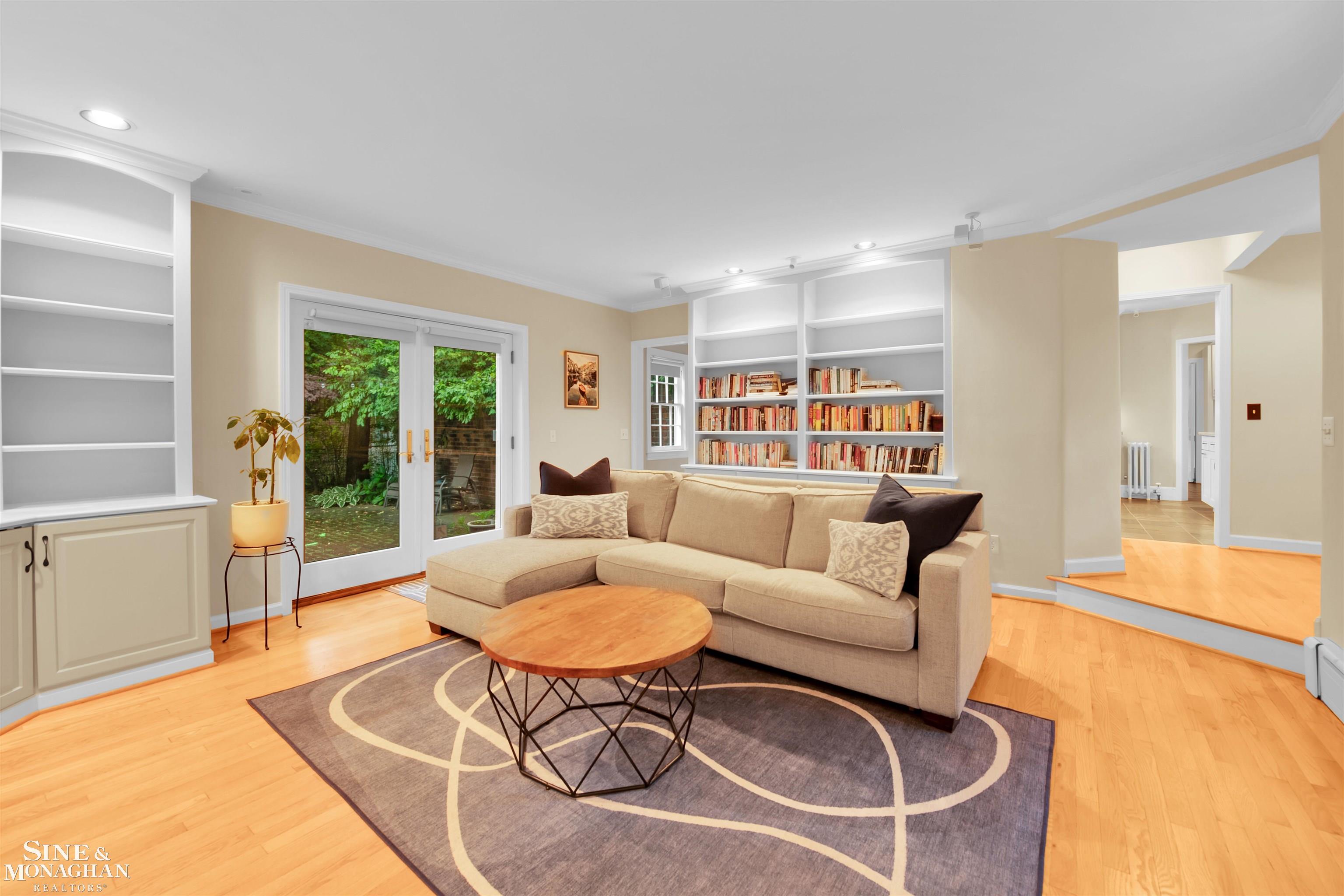1144 Bedford Road Grosse Pointe, MI 48230 - Photo 16 of 37 50148088-60397edf-2672-49ab-8e51-490374cc7abf.JPG