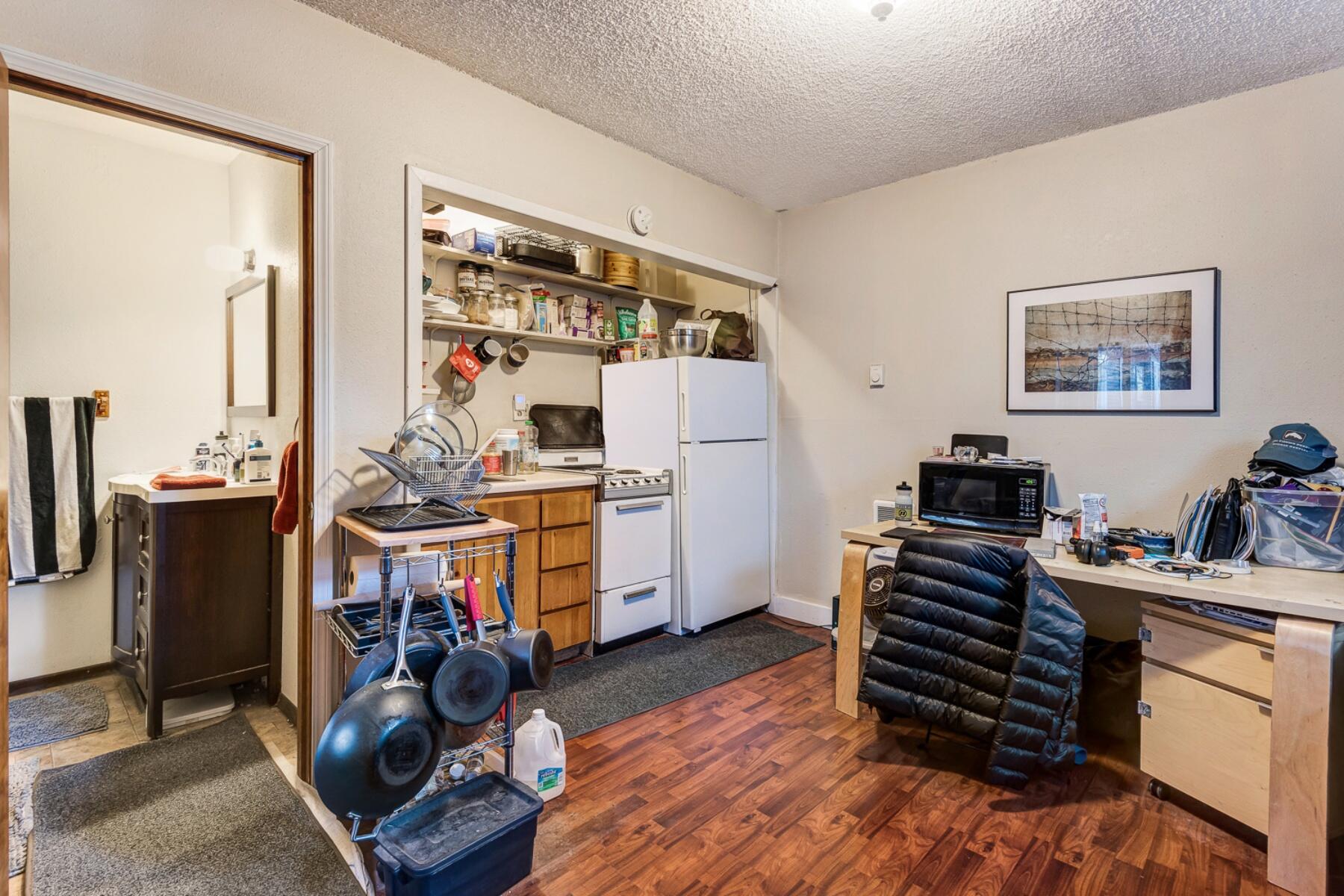 1588 Northwest Awbrey Road Bend, OR 97703 - Photo 25 of 28 batch_OReilly_20231127_30_271934_a_72ppi