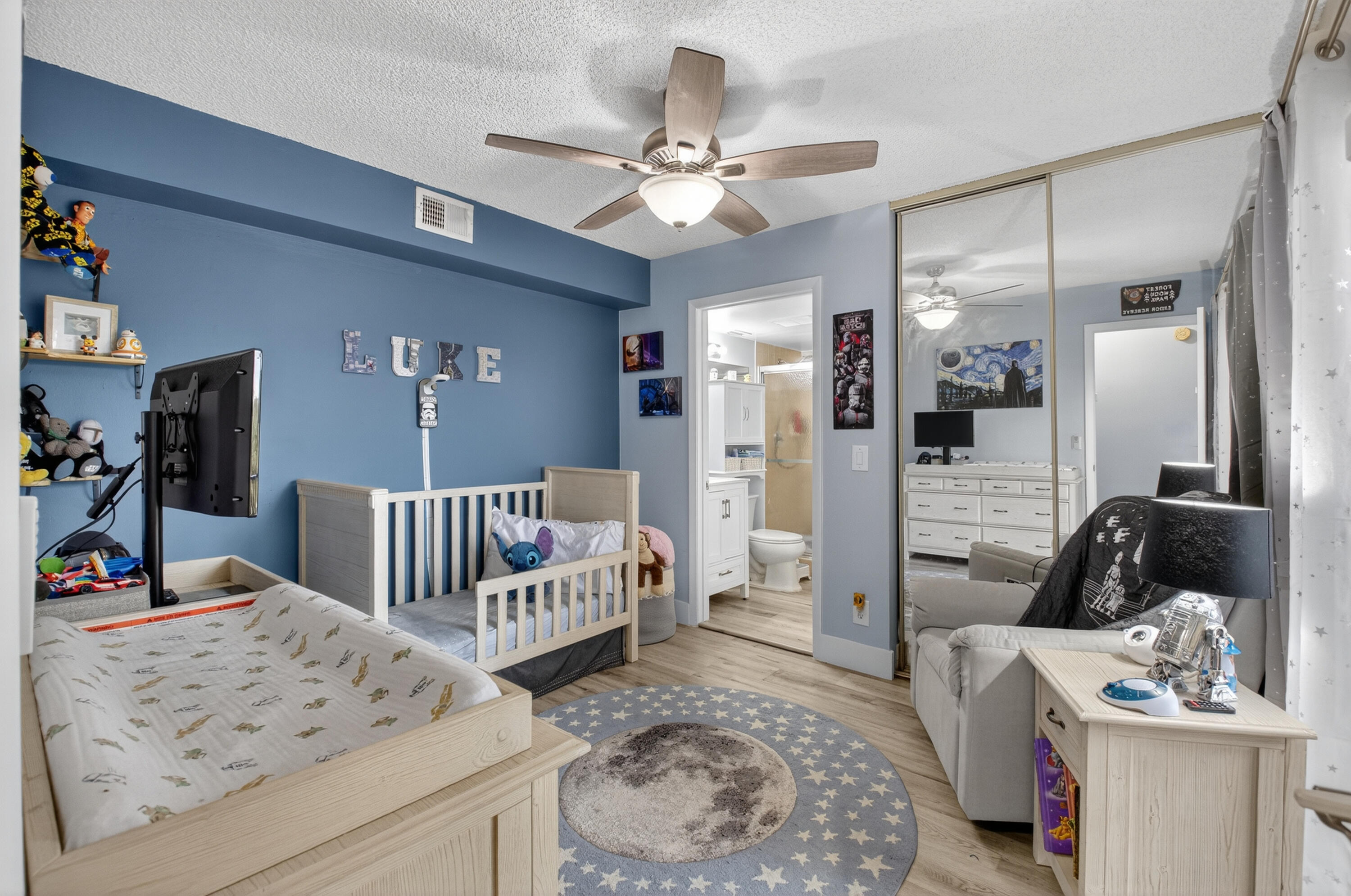 8200 Thames Boulevard, Unit C Boca Raton, FL 33433 - Photo 17 of 45 a living room with furniture and wooden floor