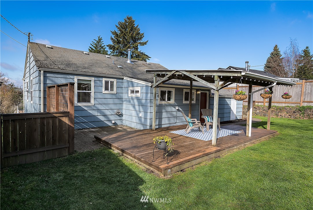 554 Windsor Place Northeast Renton, WA 98056 - Photo 19 of 27