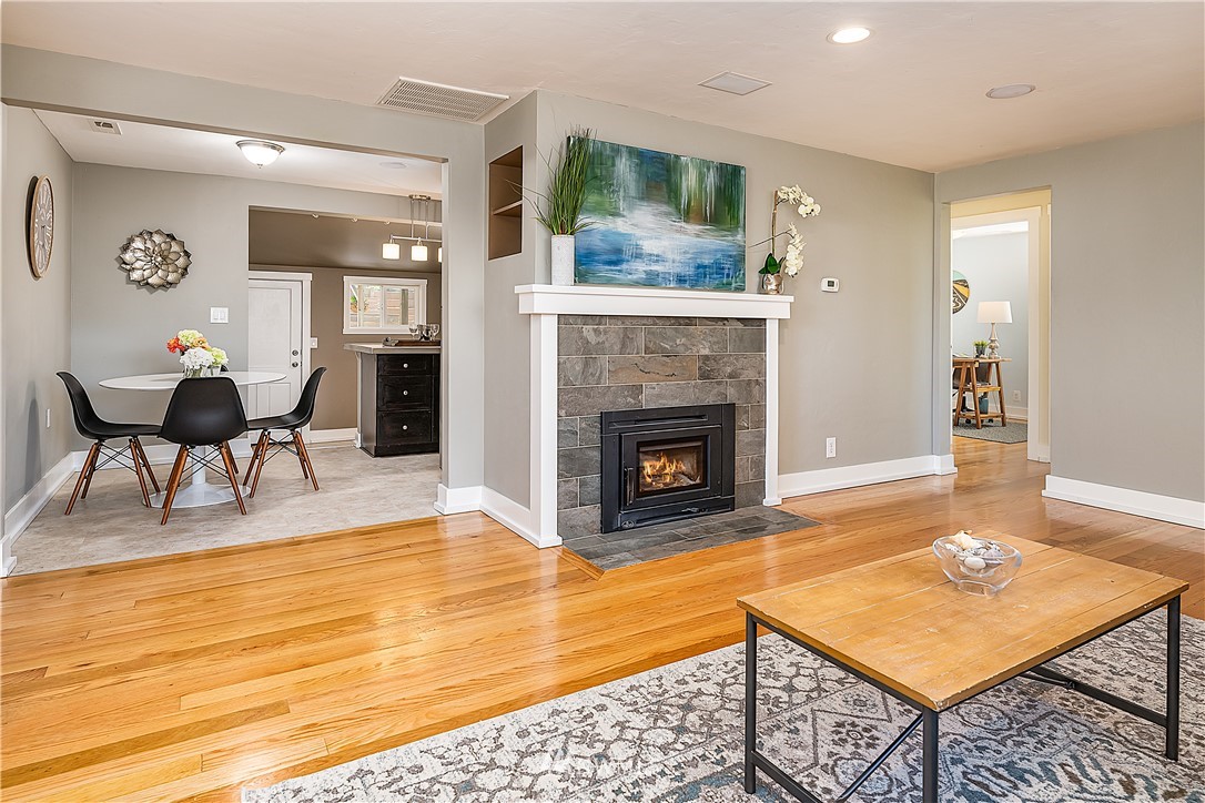 554 Windsor Place Northeast Renton, WA 98056 - Photo 6 of 27