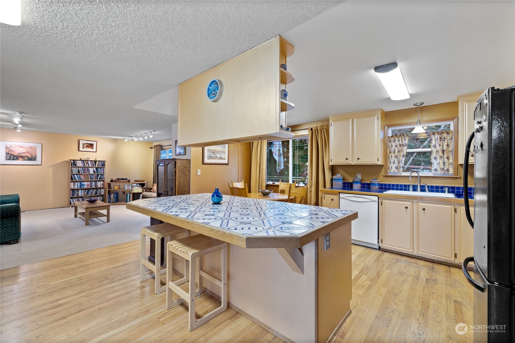 21817 7th Place West Bothell, WA 98021 - Photo 9 of 28