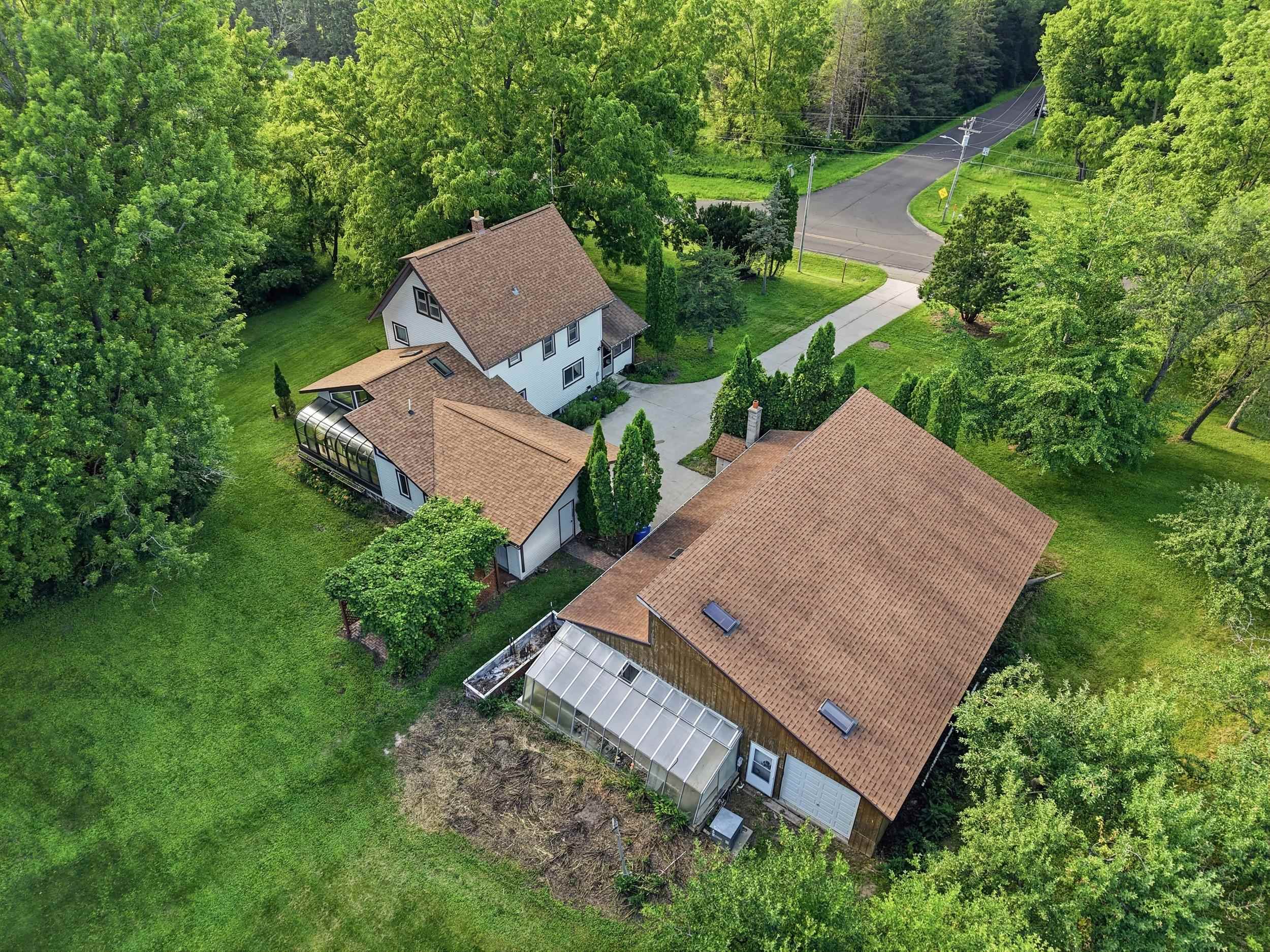 4259 Mahoney Road McFarland, WI 53558 - Photo 8 of 79