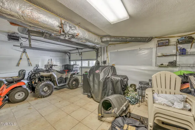 $321,900 | 112 Conns Drive, Tazewell, VA 24651