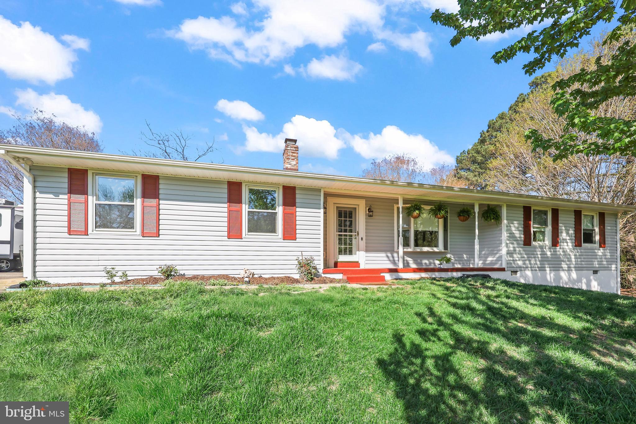 874 Truslow Road Fredericksburg, VA 22406 - Photo 3 of 53