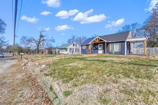 $1,600 | 1107 Daniel Street, Clarksville, TN 37040