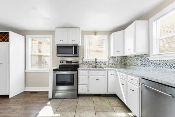 $1,600 | 1107 Daniel Street, Clarksville, TN 37040