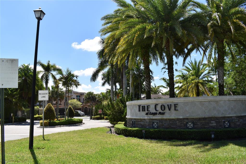 Undisclosed Address Plantation, FL 33325 - Photo 30 of 38