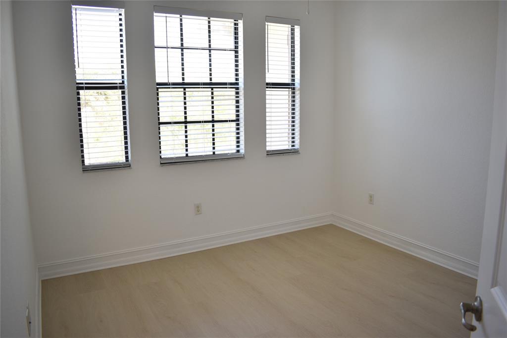 Undisclosed Address Plantation, FL 33325 - Photo 4 of 38