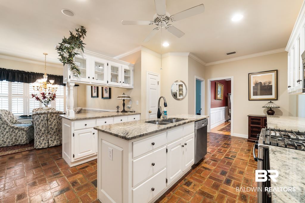2009 Stonebrook Drive East Mobile, AL 36695 - Photo 13 of 34