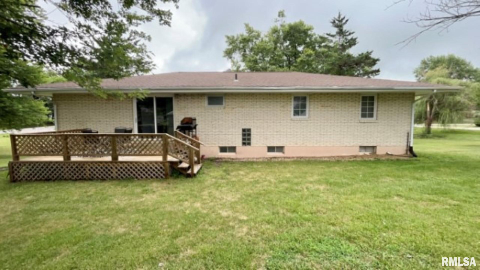346 North Kentucky Street Camp Point, IL 62320 - Photo 2 of 29 Gallery Image 2