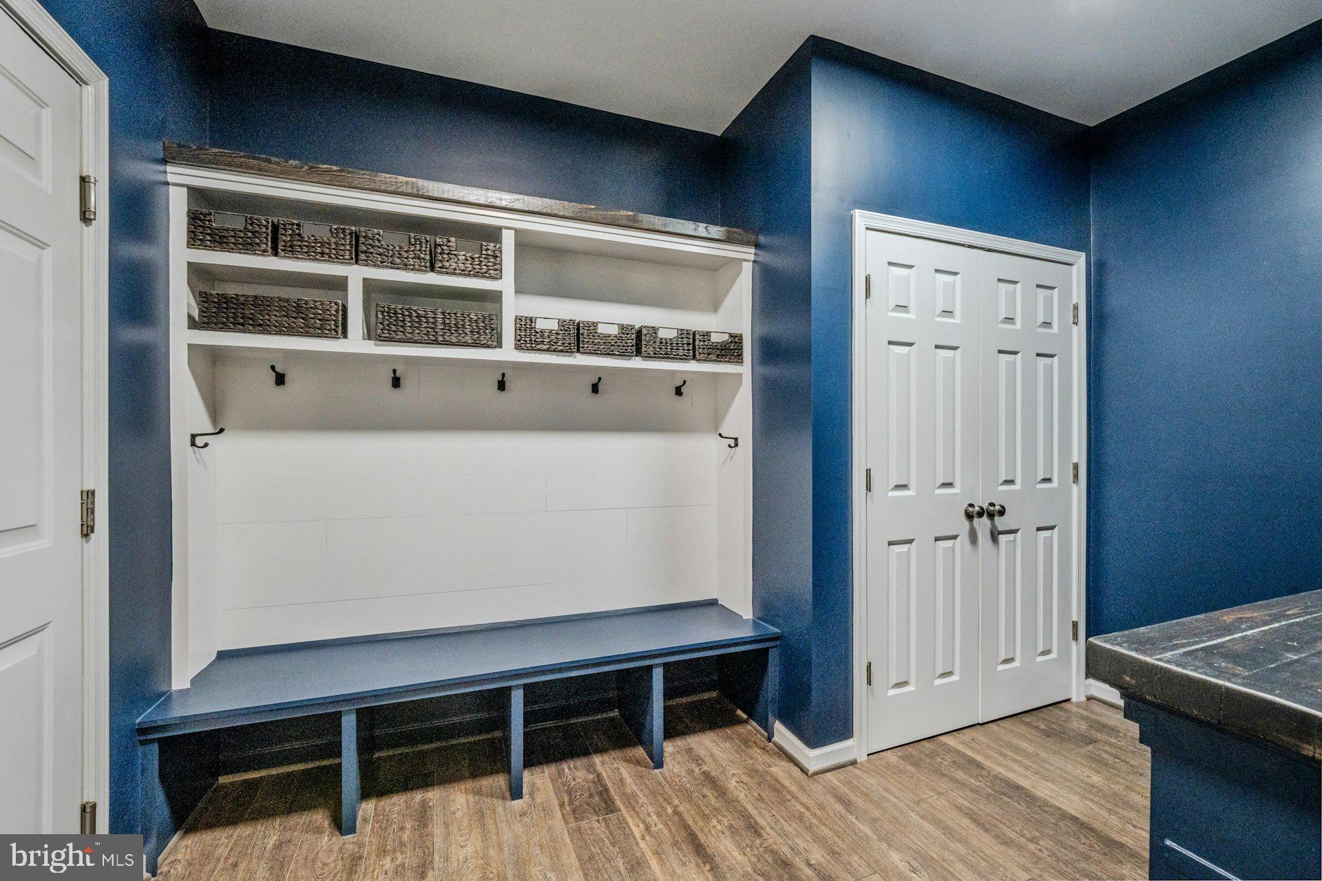 18120 Ridgewood Place Round Hill, VA 20141 - Photo 17 of 46 Mudroom with closet
