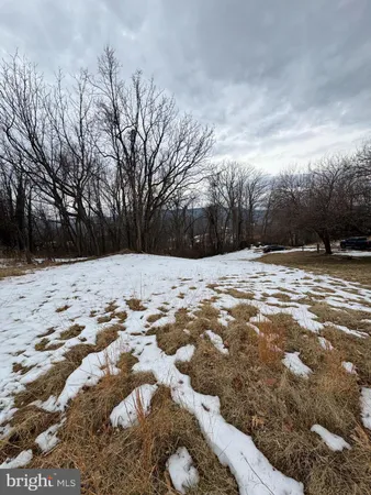 a view of snow covered with snow