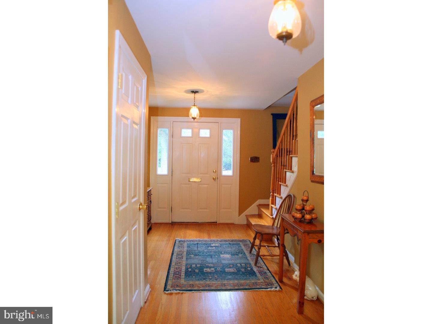 528 Sentinel Road Moorestown, NJ 08057 - Photo 2 of 25